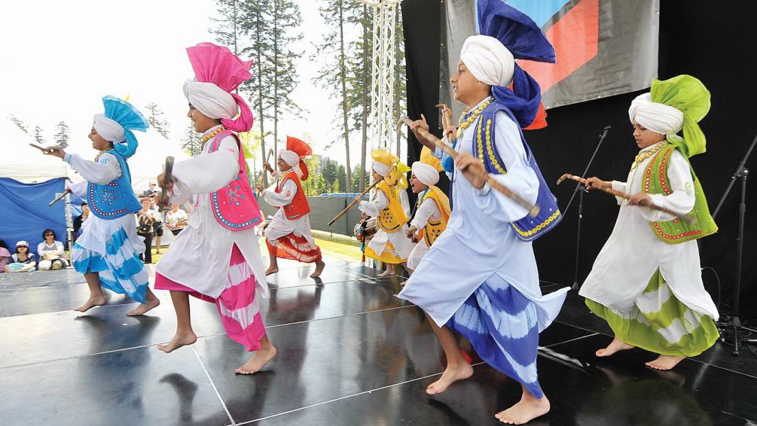 [BC Cultural Bhangra Group at Surrey’s first Fusion Festival], 19 July 2008. Surrey Leader Photograph Collection, 2017.0022.1059.08-668.2.