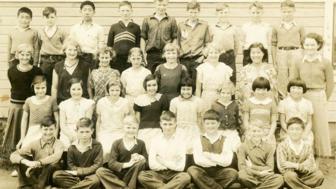 A class of grade four children in 1935