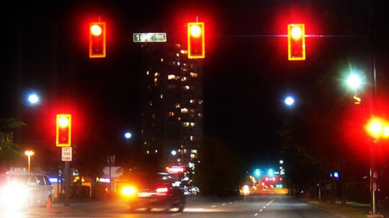 Traffic Signals & Roundabouts