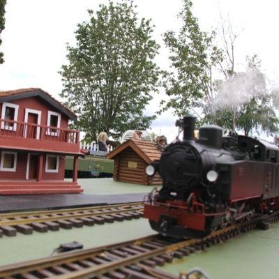 Model trains at the open house