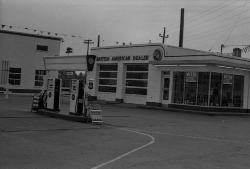 Gas station in the 1960s